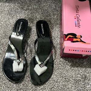 Small heel dress black shoes